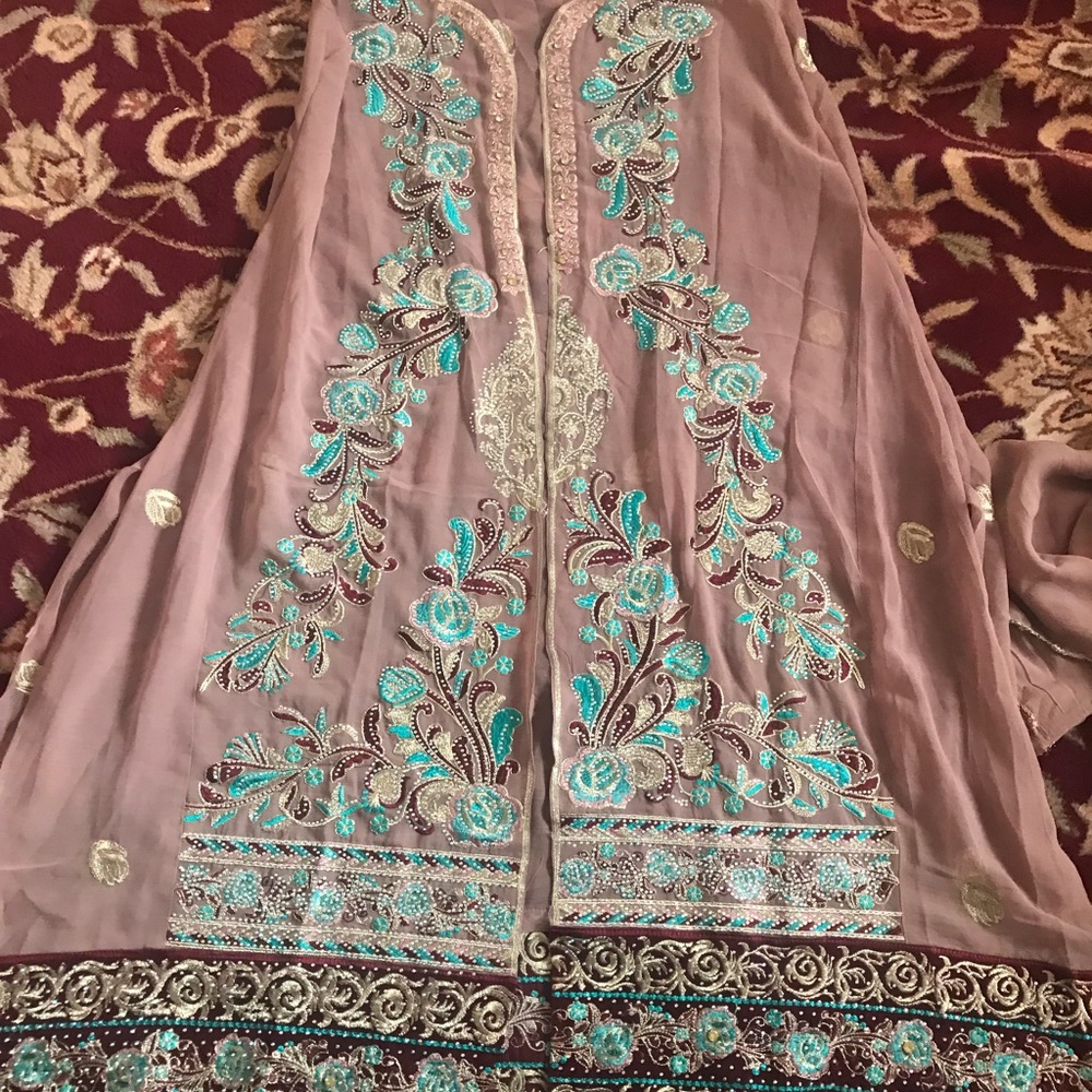 Unstitched fabric